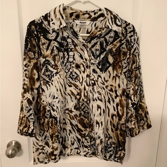 Brown animal print button down blouse - Picture 1 of 3